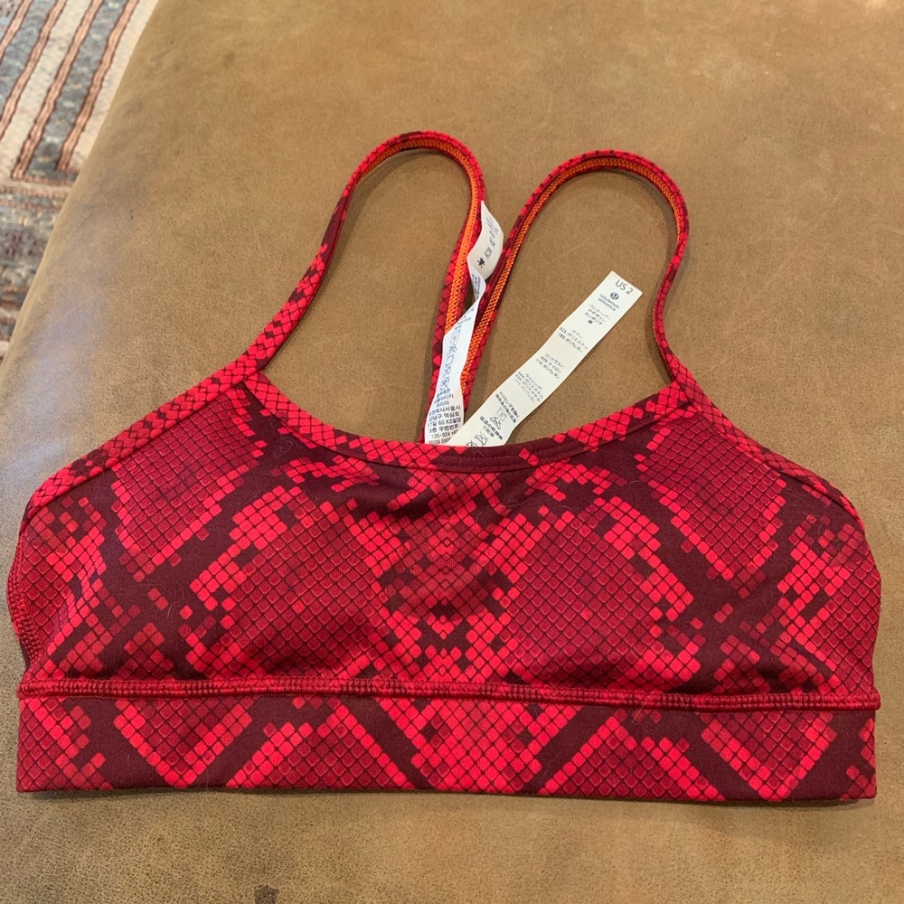 NWOT Red Snakeskin Flow Y Sports Bra